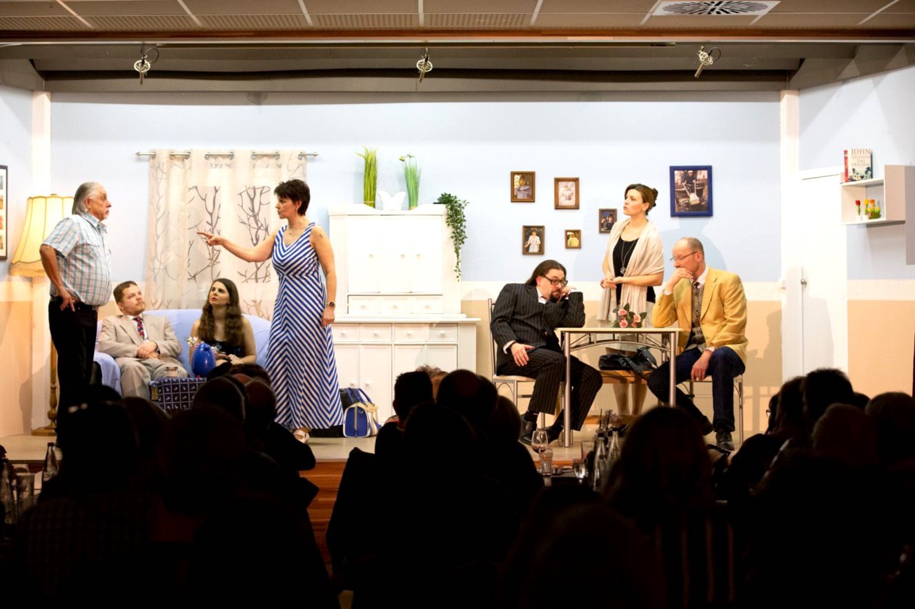 theatergruppe_2019_szene_3.jpg